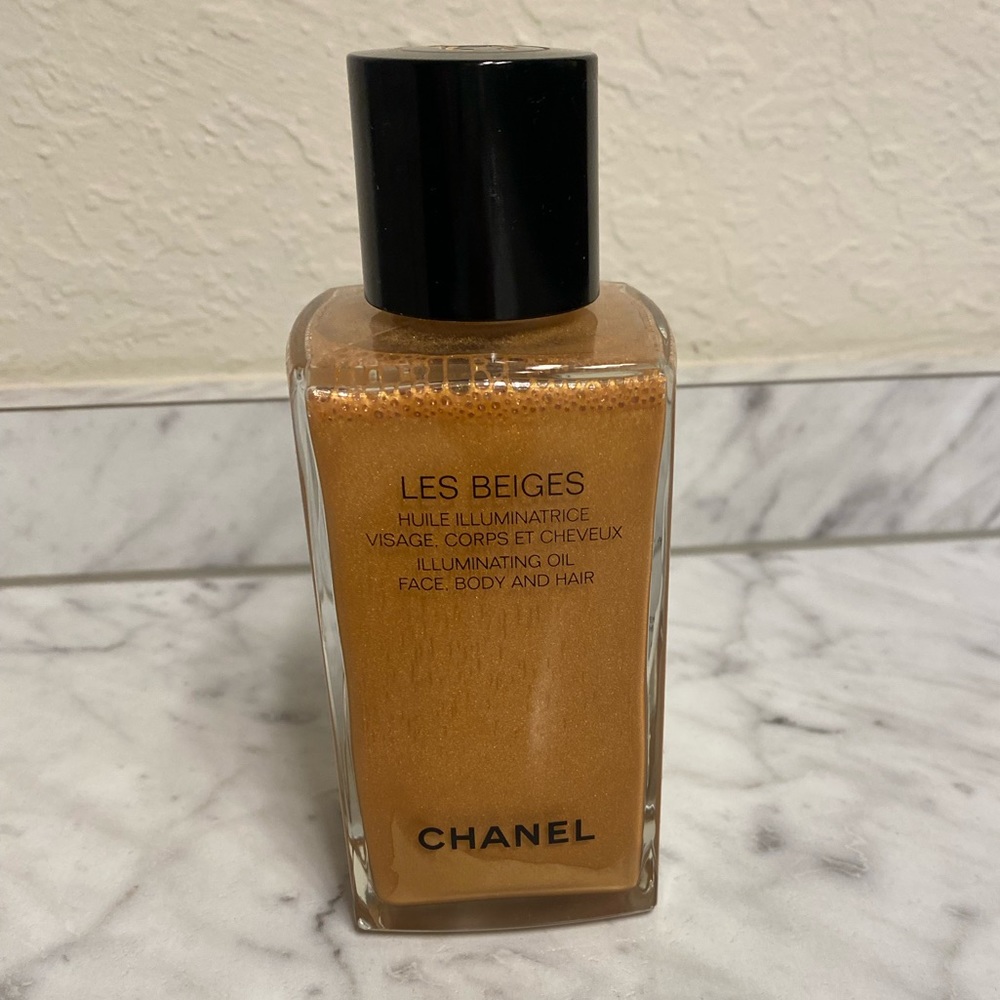 Limited edition Chanel Les beiges illuminating oil